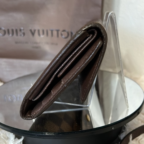 Authentic Louis Vuitton Damier Ebene International Wallet w/ Strap and D… - Picture 8 of 17